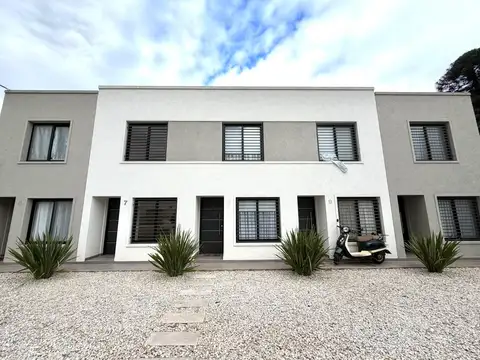 Duplex 3 ambientes en venta en Ituzaingo