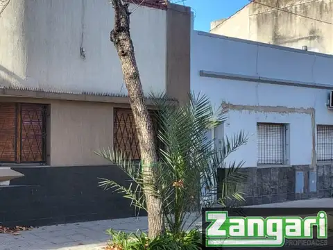 Del Bañado 2400, Piso PB