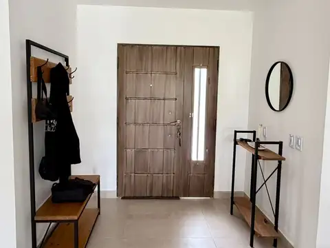 Casa en Alquiler de 3 dormitorios