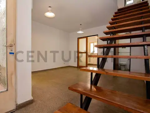 Venta Departamento de pasillo de 2 Dormitorios en República de la Sexta, Rosario