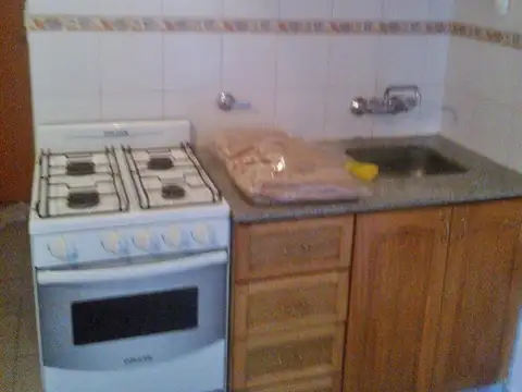 DEPARTAMENTO monoambiente dividido CON BALCON