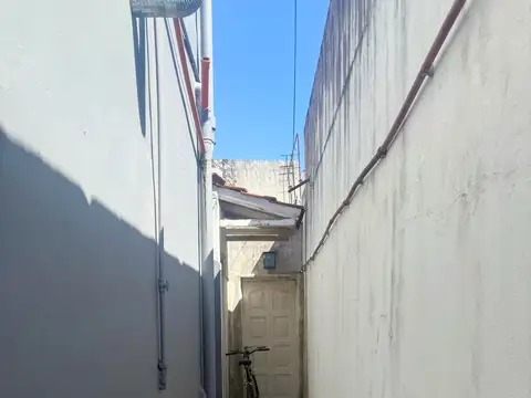 Depto Tipo Casa en Venta de 2 ambientes