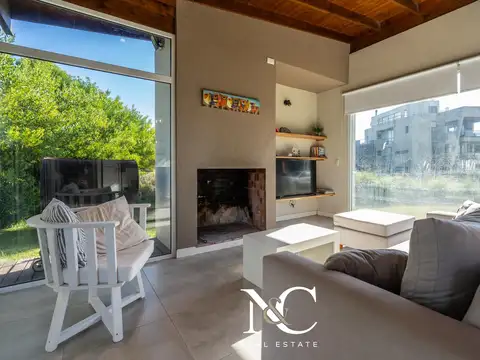 Casa en Venta en Costa Esmeralda, USD 180.000