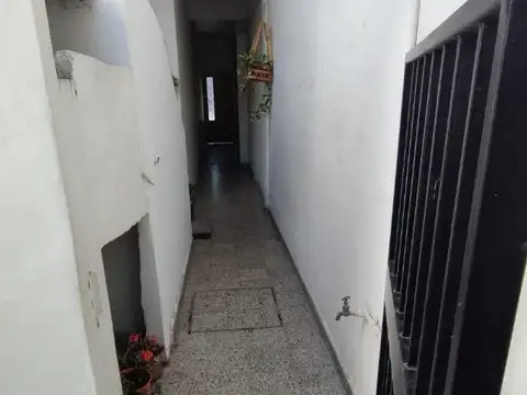 Depto Tipo Casa Monoambiente con 1 baño