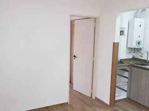 3 De Febrero 3500, Piso 1