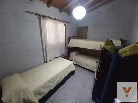 Casa en venta - 2 Dormitorios 1 Baño - 4.500Mts2 - Luján de Cuyo