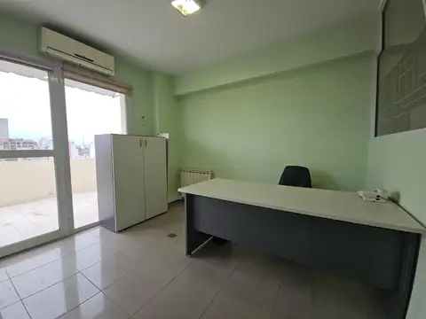 TARIFEÑO INMOBILIARIA ALQUILA CENTRICAS OFICINAS TOTALMENTE EQUIPADAS