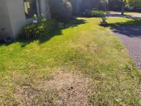 Casa en Venta en Saint Matthews, USD 298.000
