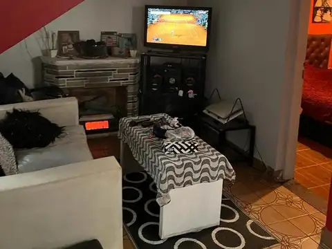 Depto Tipo Casa en Venta de 5 dormitorios