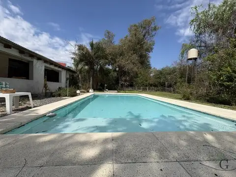 Casa en Venta con 1 cochera