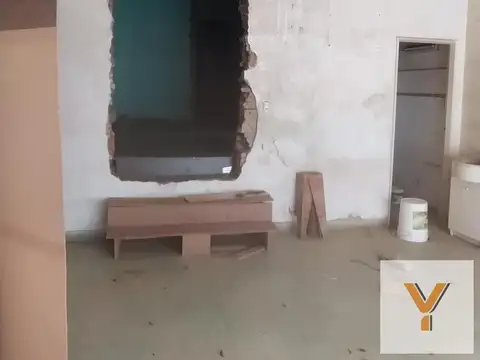 Casa 10 ambientes con 3 baños