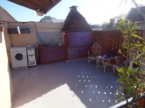 Depto Tipo Casa 7 ambientes con 3 baños