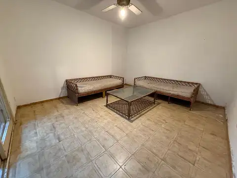 Depto Tipo Casa en Venta 66 años