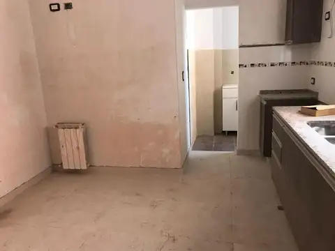 Departamento en Venta en Barrio Parque San Martín, USD 160.000