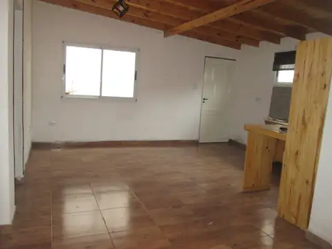 Depto Tipo Casa en Alquiler de 2 dormitorios