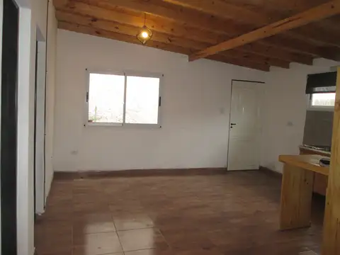 ESCOBAR 3100, Piso PB