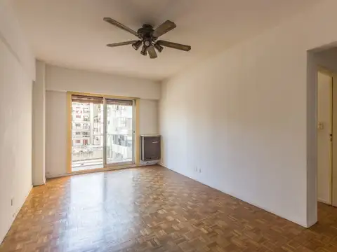 Av Rivadavia 5141 , Piso 4