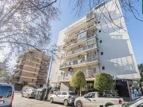 Amplio y luminoso 4 ambientes con dependencia