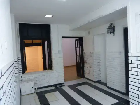 Depto Tipo Casa 4 ambientes con 2 baños