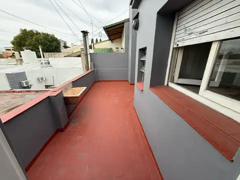 Depto Tipo Casa en Alquiler en Wilde, $ 980.000