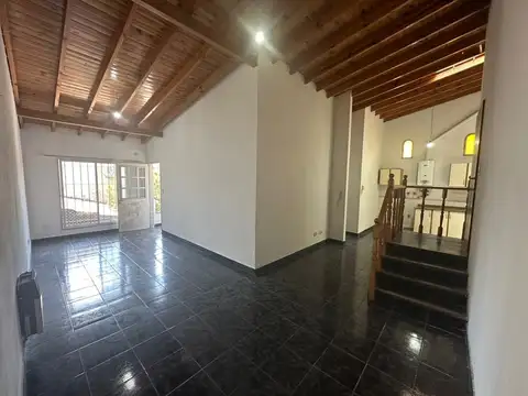 Departamento PH  en Alquiler en Villa Ballester, San Martin, G.B.A. Zona Norte