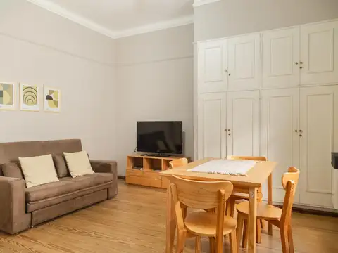 Departamento en Alquiler en Monserrat, USD 600