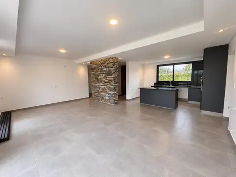 Casa en Venta al Oeste