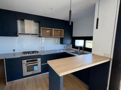 Departamento 3 ambientes con 3 baños