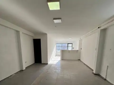 Local en Alquiler en Macrocentro, $ 550.000