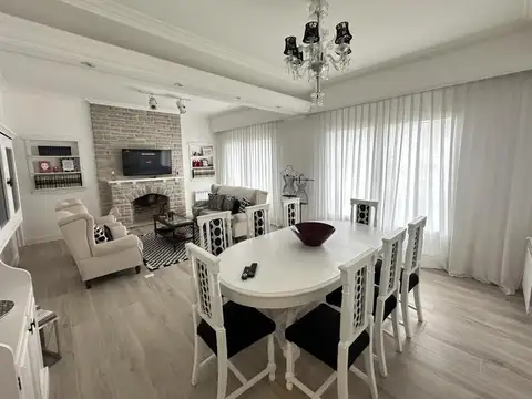 Rodríguez Peña 279, B7602GPE Mar del Plata, Provincia de Buenos Aires, Argentina, Mar Del Plata, Buenos Aires, Argentina.