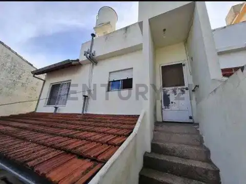 PH Venta en La Florida Quilmes Apto Credito Pileta Parrilla