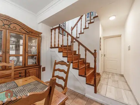 Depto Tipo Casa en Venta con 1 cocheras