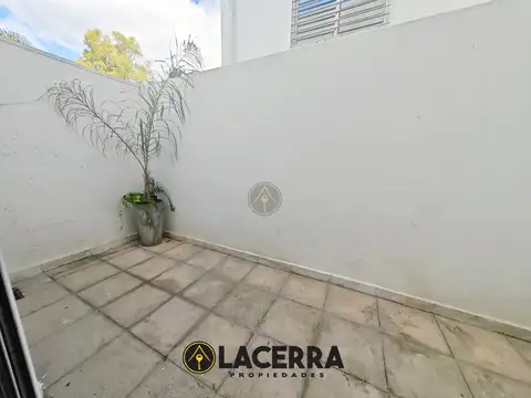 Departamento 2 amb con 2 patio villa ballester