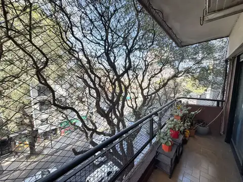 Avenida Forest 600, Piso 4