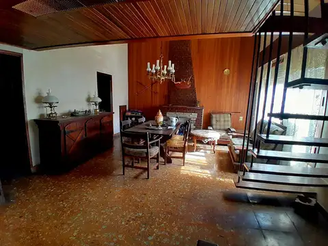 Casa en Venta con 1 cochera