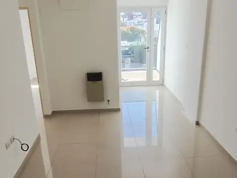 Departamento en Alquiler en General Paz, $ 600.000