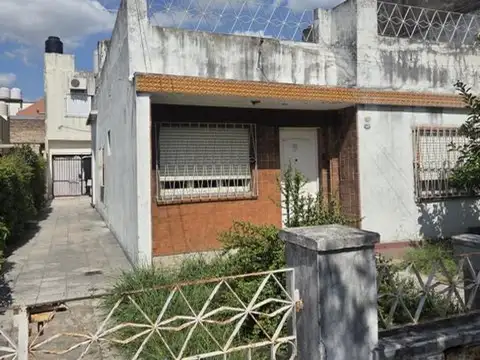 Casa en Venta en Martin Coronado, USD 130.000