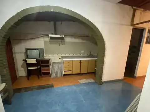 Casa en venta a reciclar, en Los Polvorines