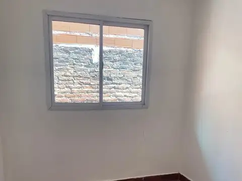 Depto Tipo Casa en Venta en Lomas de Zamora, USD 54.000