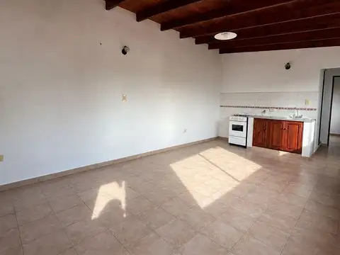 23 e/ 44 y 45 600
