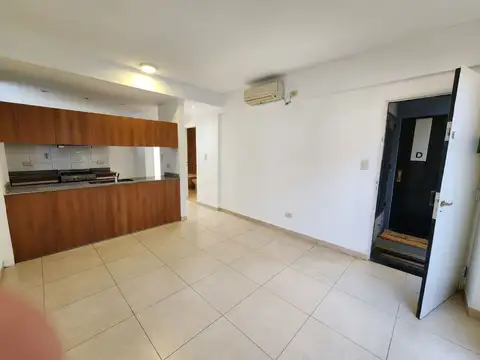 Departamento en Alquiler con 1 cocheras