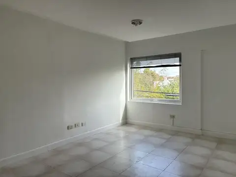 OFICINA ALQUILER EN LOMAS DE SAN ISIDRO