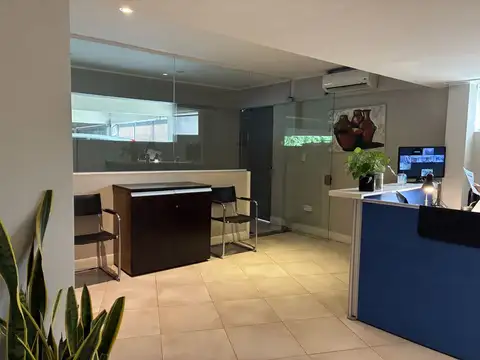Oficina en Alquiler en Lomas de San Isidro, $ 700.000