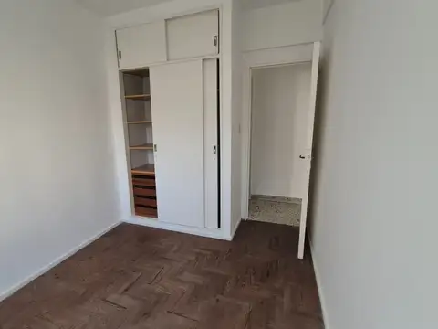 Departamento en Alquiler en Olivos Maipu/Uzal, $ 810.000