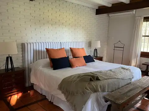 Av Lucio V Mansilla 10000