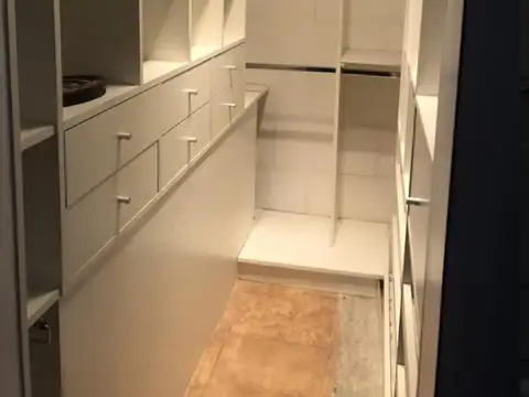 Salguero 100, Piso pb