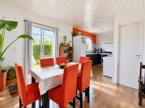 Casa en Venta con 1 cochera