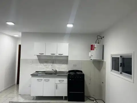 Casa 2 ambientes con 1 baño