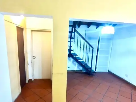 Depto Tipo Casa en Alquiler en Lomas de Zamora, $ 1.000.000