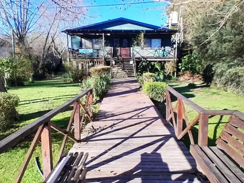 CASA DE 4 AMB. SE VENDE EN DELTA TIGRE CON PILETA